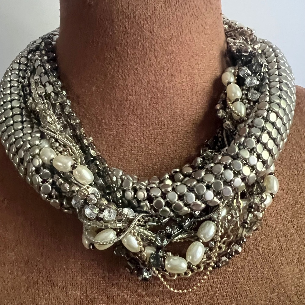 Chicos Silver Tone Faux Pearl Mixed Media Chunky Statement Necklace 18-24" Glam